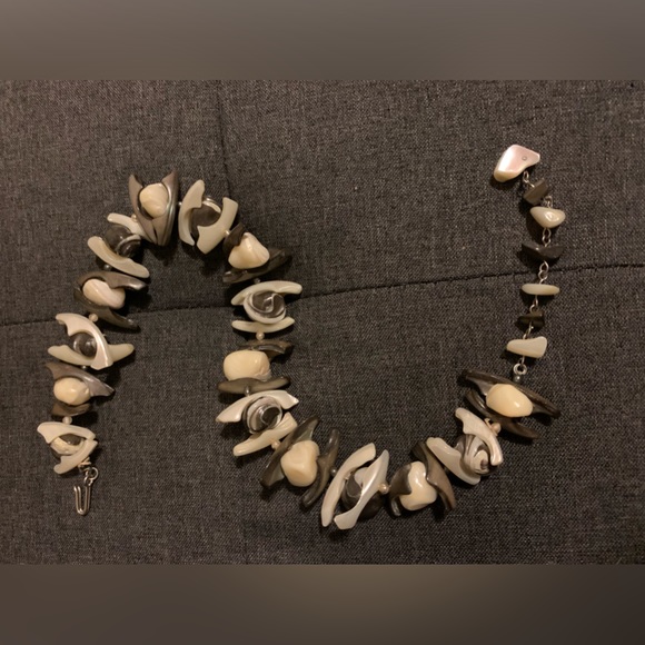 Unique, Shell Necklace - Picture 3 of 3